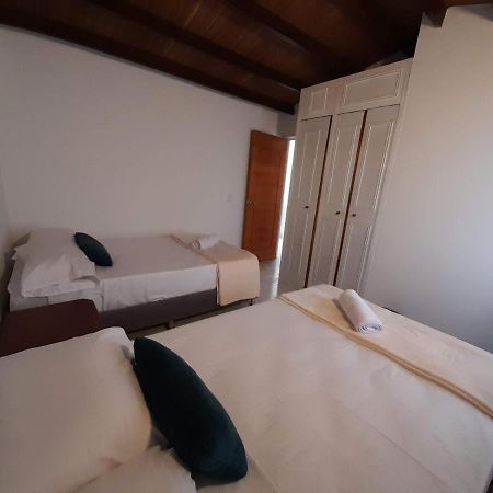 Road Living Home Medellin Ngoại thất bức ảnh