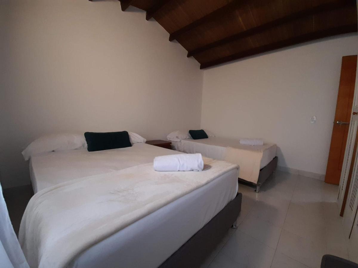 Road Living Home Medellin Ngoại thất bức ảnh