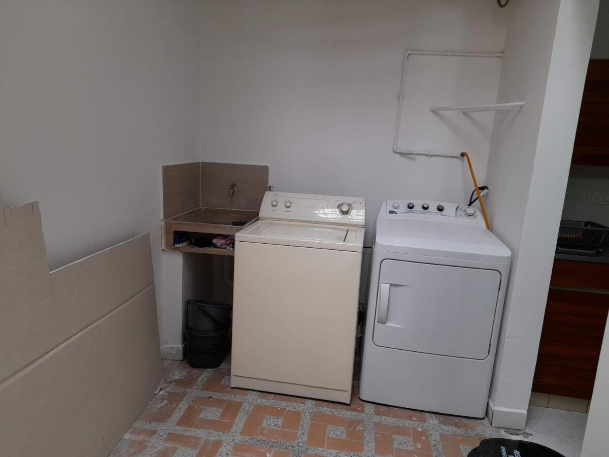 Road Living Home Medellin Ngoại thất bức ảnh