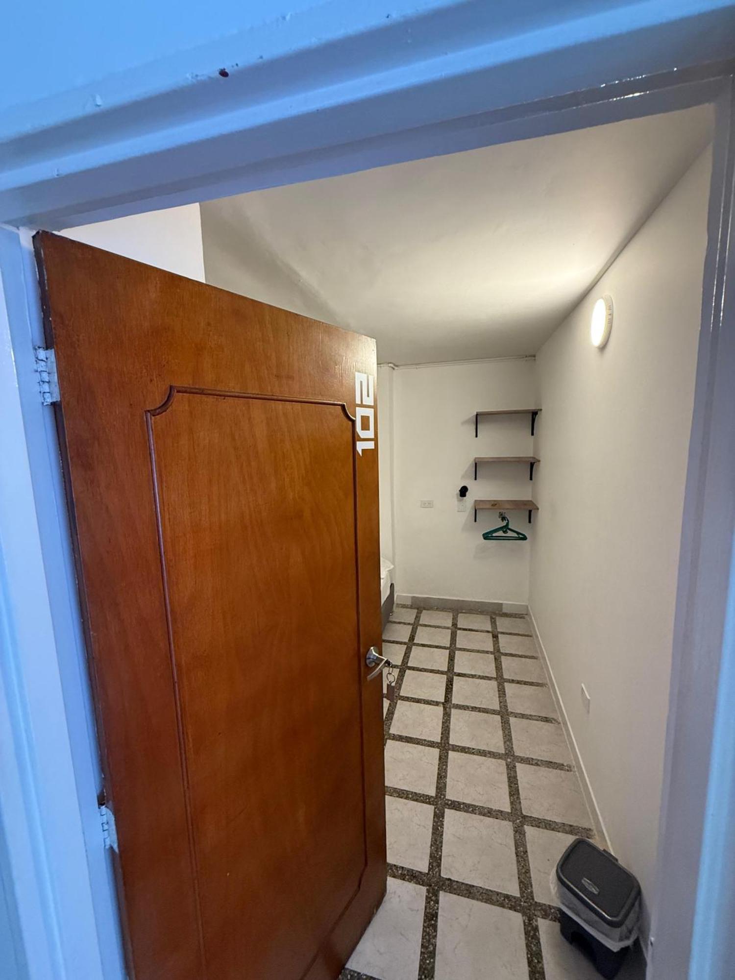 Road Living Home Medellin Ngoại thất bức ảnh