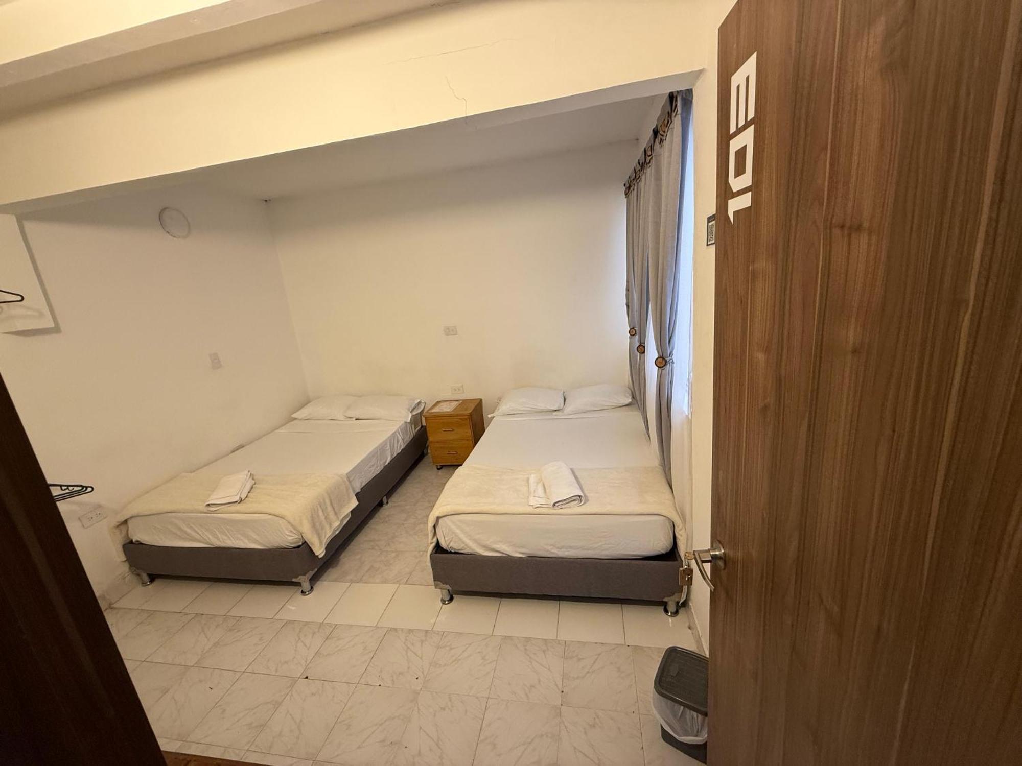 Road Living Home Medellin Ngoại thất bức ảnh